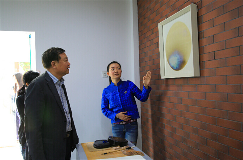 唐艺菱老师陶艺作品展亮相艺术设计学院-湖南涉外经济