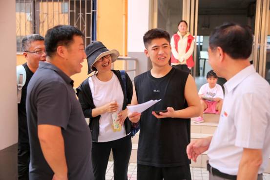 迎新
